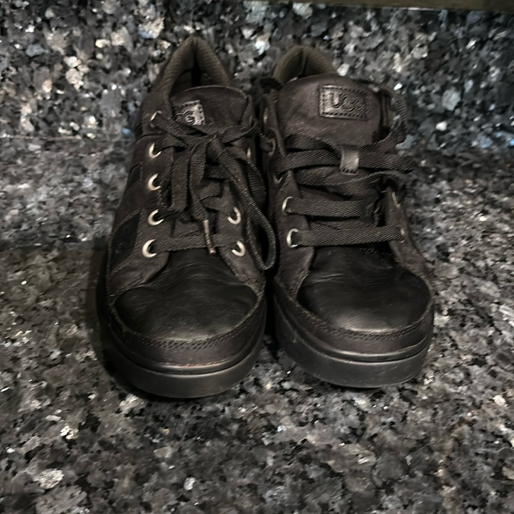 Boys Ugg shoes. Size 5. Good used condition. Sorry no box